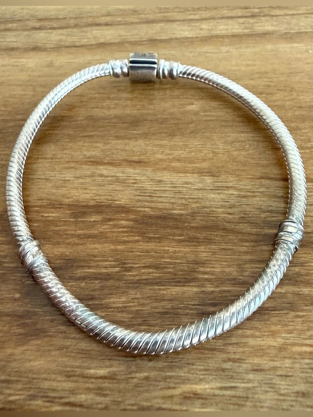 Pandora Moments Snake Chain Bracelet with Barrel Clasp (7.1”)